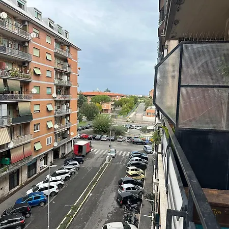 Apartamento Metro A Roma