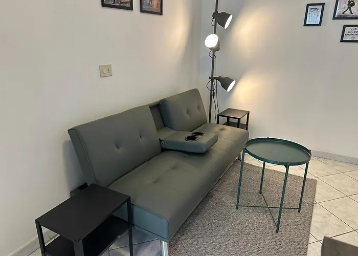 Metro A Apartment *